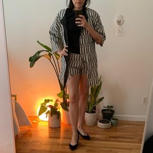 Short and oversized blazer set